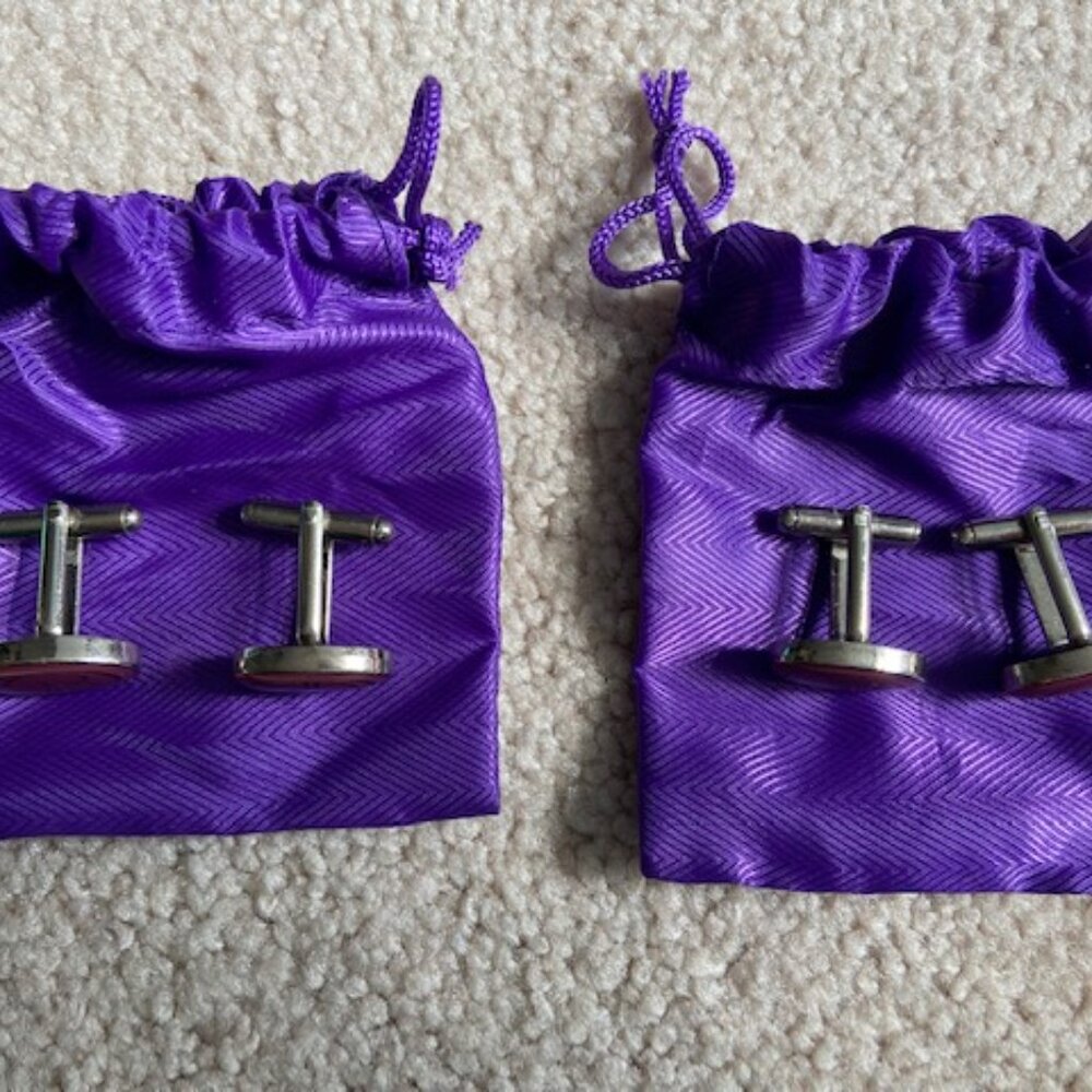 - 2 pairs Oswald Boateng Designer Cufflinks approx 1.8 cms oval shape